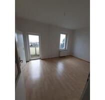 2 Zimmer, Küche, Balkon, Duschbad - Zwenkau