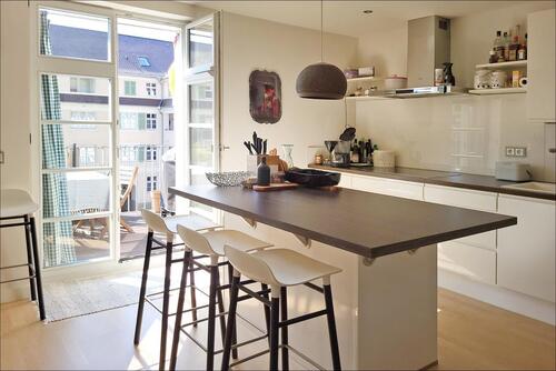 Foto - Wohnen mit Stil & auf hohem Niveau – 3,5-Zimmer mit Top-Ausstattung, EBK & zwei Balkonen!
