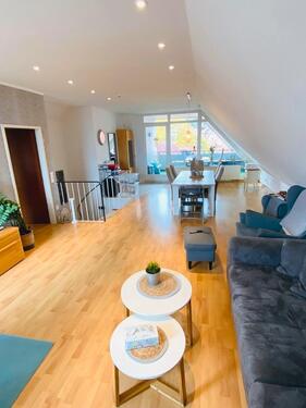 Foto - Schöne 4-Zi Maisonette Wohnung in begehrter Lage, EBK + TG Stellp