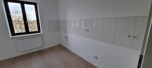 Foto - Sanierte 4-Raum-Wohnung - 1.098,00 EUR Kaltmiete, ca.  109,80 m²