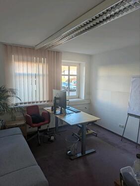 Foto - Zimmer in Bürogemeinschaft - 272,00&nbsp;EUR Kaltmiete, ca.&nbsp; 16,00&nbsp;m&sup2;