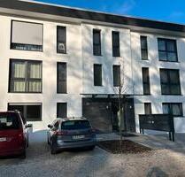 Moderne 3 Zimmer-Wohnung mit Terrasse - Geringe Nebenkosten - Bielefeld Sennestadt