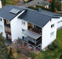 Exklusive, großzügige Wohnung in ruhiger Waldrandlage. Ebenerdig! - Sinn