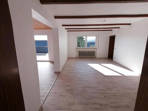 Foto - 5 Zimmer Erdgeschoßwohnung zur Miete in Sinn