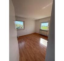 Ein Zimmer in eine 4 zimmer wg zu vermieten in Groß-Gerau