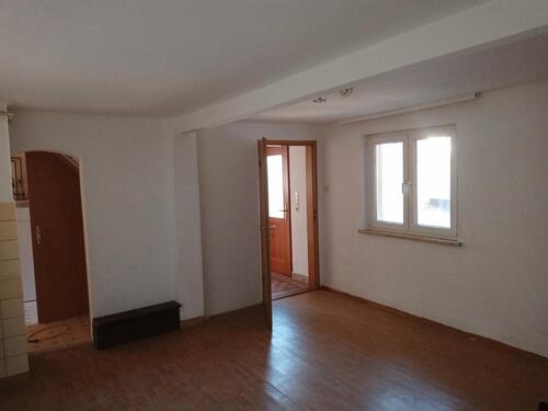 Foto - Charmantes Haus mit viel Platz für Handwerk, Betrieb oder Hobby