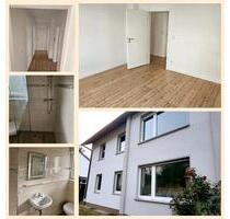 ganzes Zweifamilienhaus oder eine 4 Zimmer Mietwohnung in Eschen - Plettenberg
