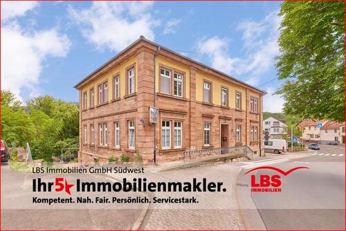 Foto - Elegante Maisonette-Wohnung in denkmalgeschütztem Gebäude am Fuße der Ebernburg
