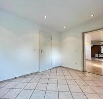 Drei Zimmer Wohnung - Hoxfeld - 1.000,00 EUR Kaltmiete, ca.  114,00 m² in Borken (PLZ: 46325)