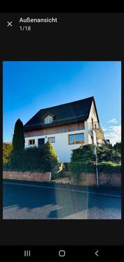 Foto - 2- Familienhaus mit Garagen, Garten und viel Potenzial