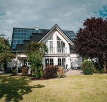 Traumhaus im Grünen: Großes Einfamilienhaus mit Weitblick - Wiesenttal