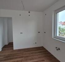 Erstbezug Moderne, 3 Zimmer-Wohnung mit Balkon - Gründau