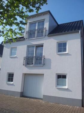 Foto - Modernes & lichtdurchflutetes Haus - EBK, Fußbodenh., Galerie