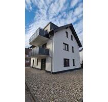 Erstbezug Moderne, stufenlose 3 Zimmer-Wohnung mit Terrasse - Gründau