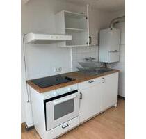 Helle 2-Zimmer-Dachgeschoss-Wohnung - Köln Mülheim Helle 2-Zimmer-Dachgeschoss-Wohnung - Köln Mülheim