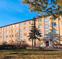 Klein, fein & mit Balkon - 3-Raumwohnungim WK 6 - Hoyerswerda