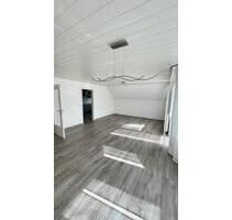 Helle 3-Zimmer-Wohnung - 890,00&nbsp;EUR Kaltmiete, ca.&nbsp; 84,00&nbsp;m&sup2; in Ellwangen (Jagst) (PLZ: 73479)