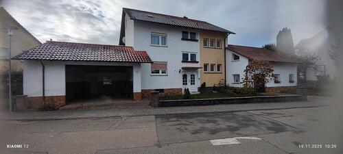 Foto - Geräumiges 8-Zimmer Haus in ruhiger Lage (Sinsheim-Eschelbach)