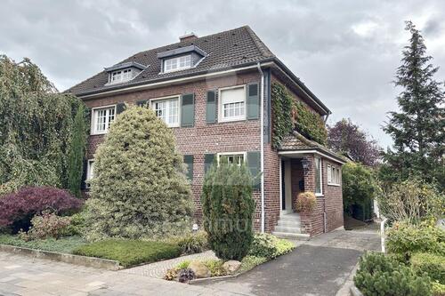 Foto - Charmante Maisonette-Wohnung mit Einbauküche in Bergheim-Mitte.