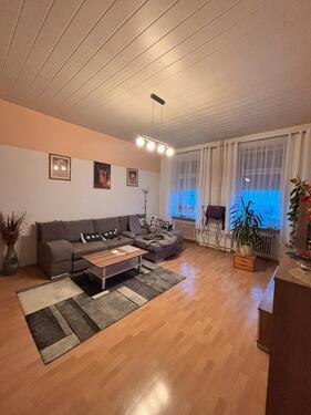 Foto - 3 Zimmer Wohnung - 900,00&nbsp;EUR Kaltmiete, ca.&nbsp; 90,00&nbsp;m&sup2;