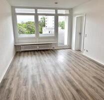 Nahe Merkurstrasse KL WEST * XL Wohnzimmer * SONNENBALKON * große Küche * RENOVIERT - Kaiserslautern Engelshof