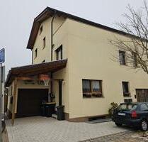 2 Familien Haus mit Einliegerwohnung BJ 2012 in March Hugstetten