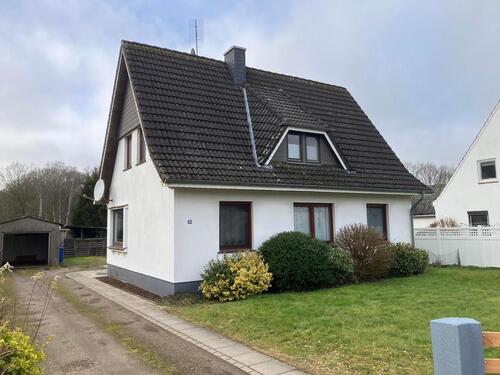 Foto - Schöne 3,5 Zimmer-Dachgeschosswohnung in einem Zweifamilienhaus in Beverstedt-Stubben