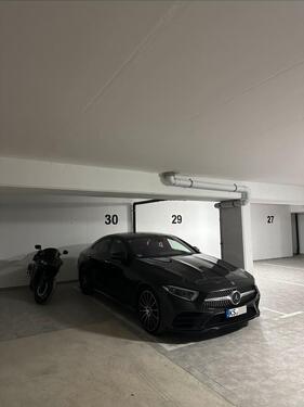 Foto - Tiefgaragenstellplatz für AutoPkw und Motorrad in Unterneustadt