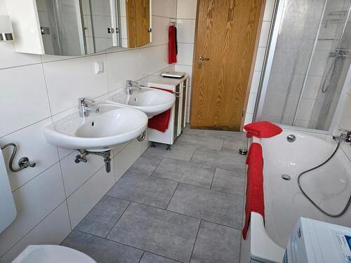 Foto - Erdgeschoßwohnung in Steinwenden zur Miete