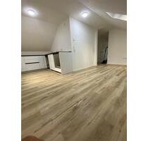 Kernsanierte 2,5 zimmer DG Wohnung in Murrhardt