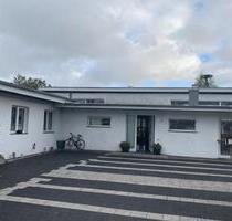 Einfamilienhaus Bungalow - 750.000,00&nbsp;EUR Kaufpreis, ca.&nbsp; 180,00&nbsp;m&sup2; in Kaltenkirchen (PLZ: 24568)