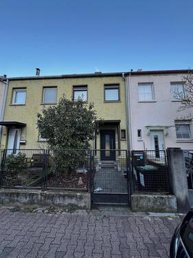 Foto - Modernisiertes Reihenmittelhaus mit Garten, ausgebautem DG