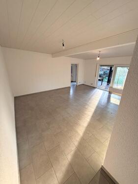 Foto - Familienfreundliche 4-Zimmer Maisonette Whg. in 67067
