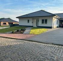 Bungalow wohnen auf einer Ebende - Alfhausen