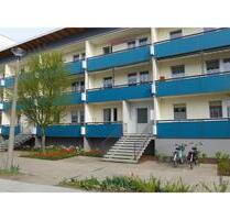 Geräumige 3 Raum Wohnung mit Balkon! - Salzwedel