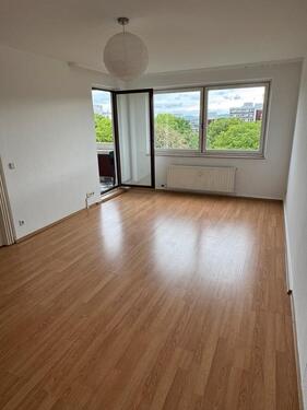 Foto - Helle 2-Zimmer-Wohnung mit Balkon in Frankfurt-Bonames