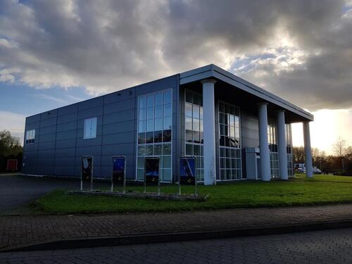 Foto - Gewerbehalle in Kamp-Lintfot zur vermieten