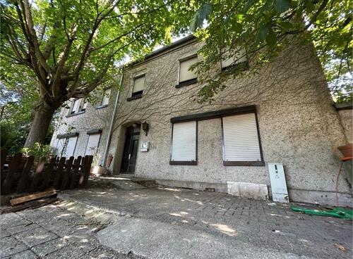 Foto - Nur die Lage zählt. Landhaus in guter Lage