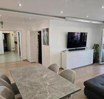 Renovierte 3,5 Zimmer Eigetumswohnung mit Stellplatz von Privat - Ludwigshafen am Rhein Ludwigshafen-Oggersheim