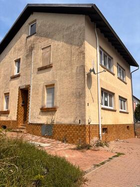 Foto - Haus zu vermieten und zum Kauf - 1.400,00&nbsp;EUR Kaltmiete, ca.&nbsp; 130,00&nbsp;m&sup2;