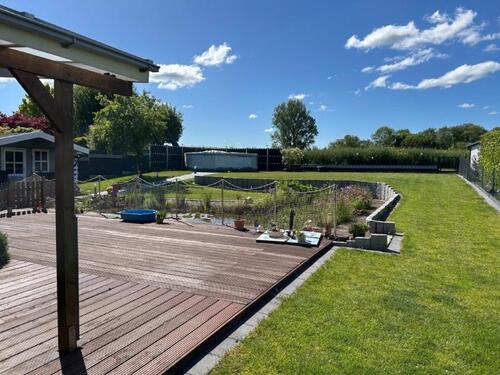 Foto - Massivhaus mit Wohnkeller (207m²) mit Traumgarten & Feldrandlage