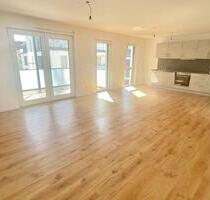 Zentrumsnahe 3 Zimmer NB Wohnung mit EBK, großem Balkon und TG - Lahr (Schwarzwald)