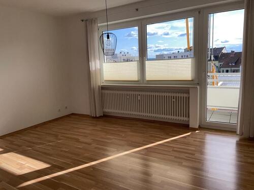 Foto - Tolle 3-Zimmer Wohnung, EBK, Balkon, Innenstadt