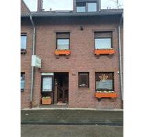 Gepflegtes Reihenhaus mit offener großzügiger Raumaufteilung - Mönchengladbach Ost