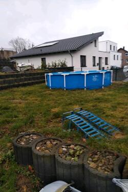 Foto - Einfamilienhaus mit Garage und eigener Einfahrt