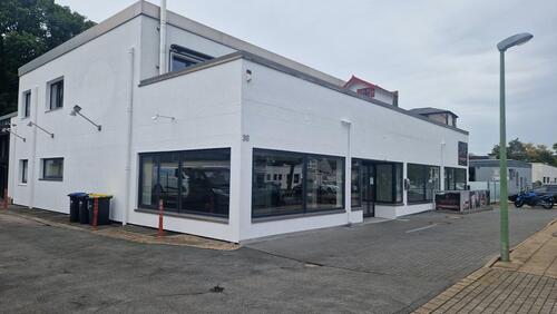 Foto - Ausstellung Showroom Ladenlokal Büro Atelier 320m Kray Leithe TOP