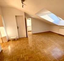 Charmante 1,5 Zimmer Wohnung ab sofort beziehbar - Frankfurt am Main Nied