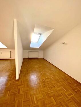 Foto - 1.5 Zimmer Dachgeschoßwohnung in Frankfurt am Main