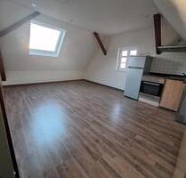 2 Zi Apartment DG - 640,00&nbsp;EUR Kaltmiete, ca.&nbsp; 46,00&nbsp;m&sup2; in Bühl (PLZ: 77815)