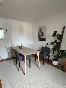 Foto - 3 Zimmer Dachgeschoßwohnung zur Miete in Frankfurt am Main